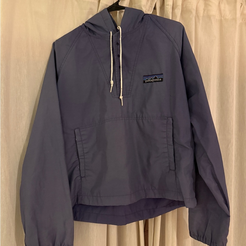 VINTAGE Patagonia purple windbreaker